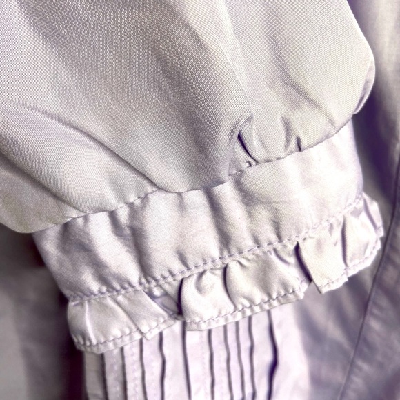 VICKI WAYNE’S PURPLE RUFFLE BLOUSE - Picture 5 of 6